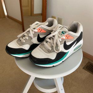 Nike Air Max Correlate